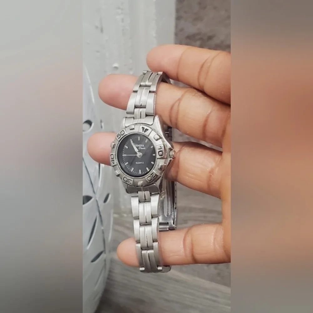N/A vintage ladies